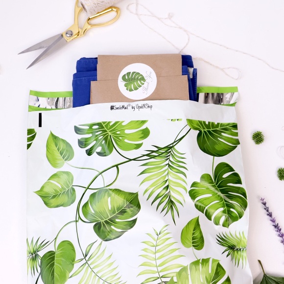 25 14X19X4 Flat Bottom Poly Mailers PRICE IS FIRM - Picture 3 of 7